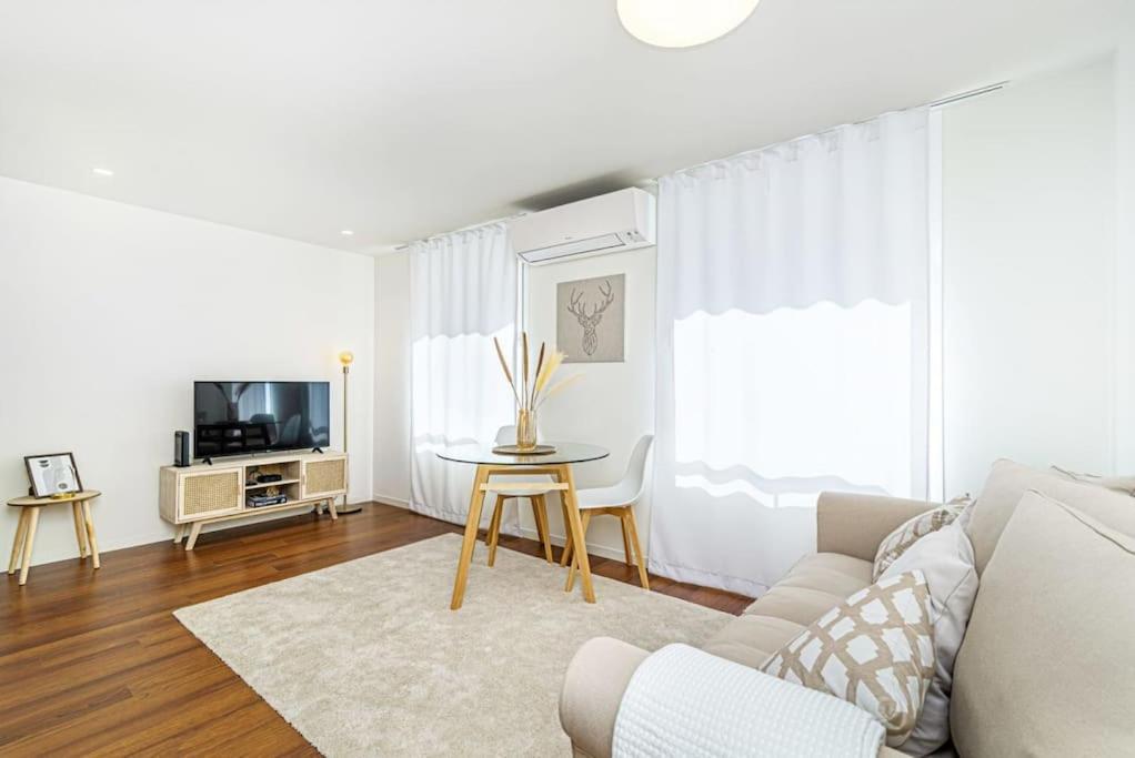Bombarda Apartments VII By Innkeeper Porto Exterior photo